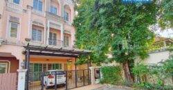 ทาวน์โฮมหรู (หลังริม ไซส์ใหญ่) หมู่บ้านเออร์เบิน สาทร (ขนาด 39 ตร.ว.) ติดถ.ราชพฤกษ์ บางจาก บางแวก ภาษีเจริญ ใกล้สาทรเพียง 8 กม. : URBAN SATHORN