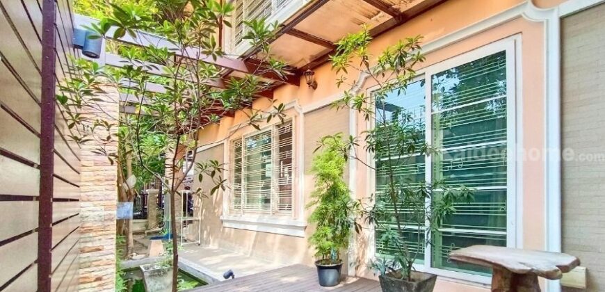 ทาวน์โฮมหรู (หลังริม ไซส์ใหญ่) หมู่บ้านเออร์เบิน สาทร (ขนาด 39 ตร.ว.) ติดถ.ราชพฤกษ์ บางจาก บางแวก ภาษีเจริญ ใกล้สาทรเพียง 8 กม. : URBAN SATHORN