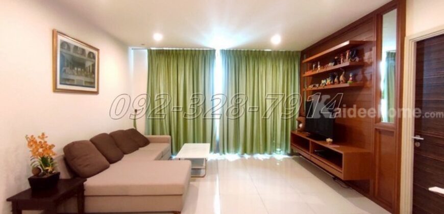 Riverside condo for Rent Watermark Chaophraya 2 beds with river view near BTS Saphan Taksin
