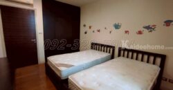 Riverside condo for Rent Watermark Chaophraya 2 beds with river view near BTS Saphan Taksin