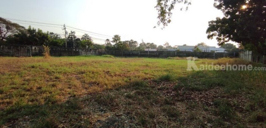 ขายที่ดินเปล่าถมแล้ว ม.ปัญญาอินทรา P.9 ขนาด 1-1-13 ไร่ ทำเลศักยภาพ เหมาะสำหรับสร้างบ้าน