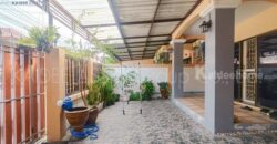 บ้านแฝด ซอย รัตนาธิเบศร์ 22 ติวานนท์ 25 ( แผ่นดินทอง )