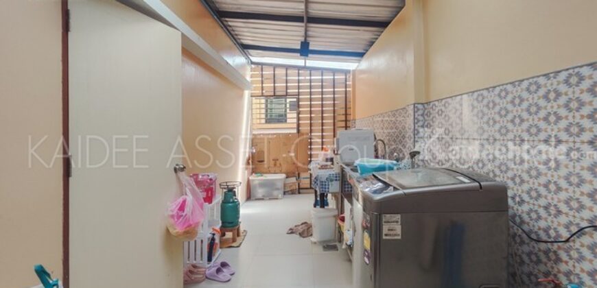 บ้านแฝด ซอย รัตนาธิเบศร์ 22 ติวานนท์ 25 ( แผ่นดินทอง )