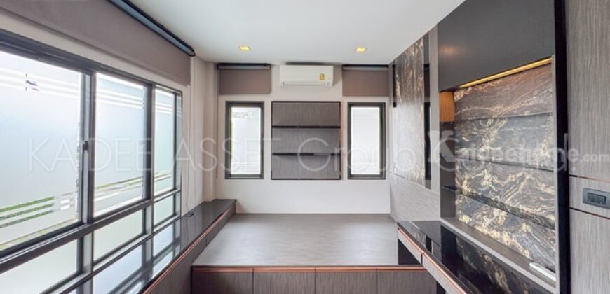 ไลฟ์ บางกอก บูเลอวาร์ด ราชพฤกษ์-รัตนาธิเบศร์ ติดถนน ราชพฤกษ์