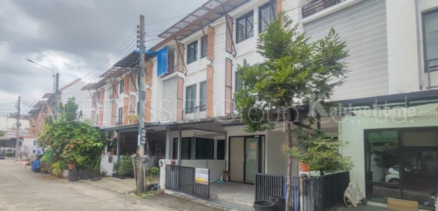 อารียา โมวา เกษตร-นวมินทร์ | ทาวน์โฮม ลาดปลาเค้า ราคาถูก