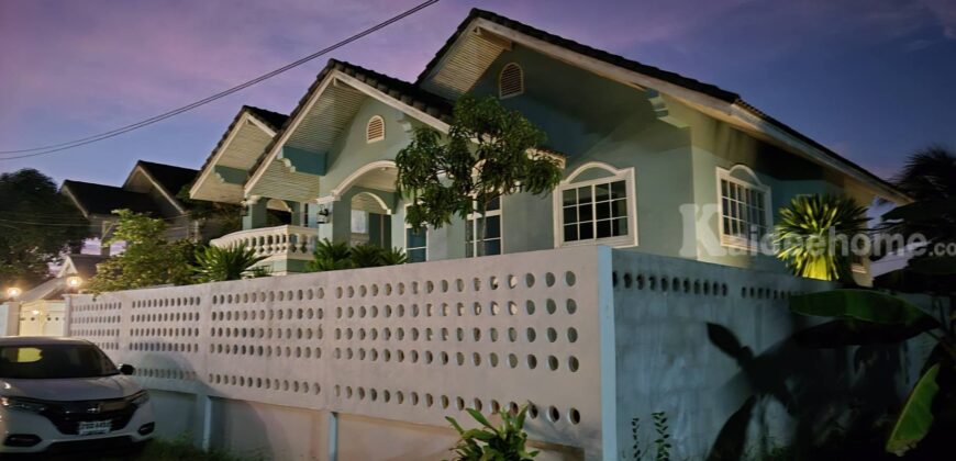 หายาก! บ้านเล่นระดับ กลางเมืองสุราษฎร์ฯ ใกล้แยกบางใหญ่ – พื้นที่ใช้สอย 347 ตร.ม. พร้อมอยู่ในราคาไม่ถึง 5 ล้าน!