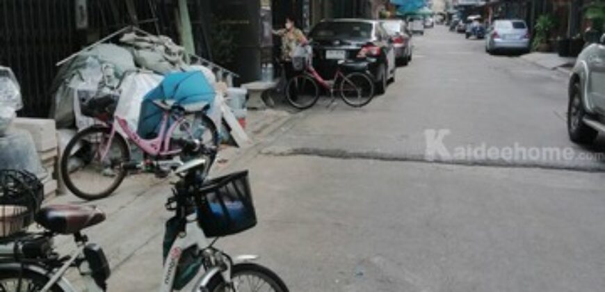 ขายตึกแถว 4 ชั้น หมู่บ้านเพชรไผ่เงิน ทำเลค้าขาย ซอยสาธุฯ 20 ใกล้พระราม 3