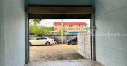 ให้เช่าอาคารพาณิชย์ 3.5 ชั้น กว้างขวาง มีห้องนอน ทำเลดี กาญจนาฯ 10,000 บ.