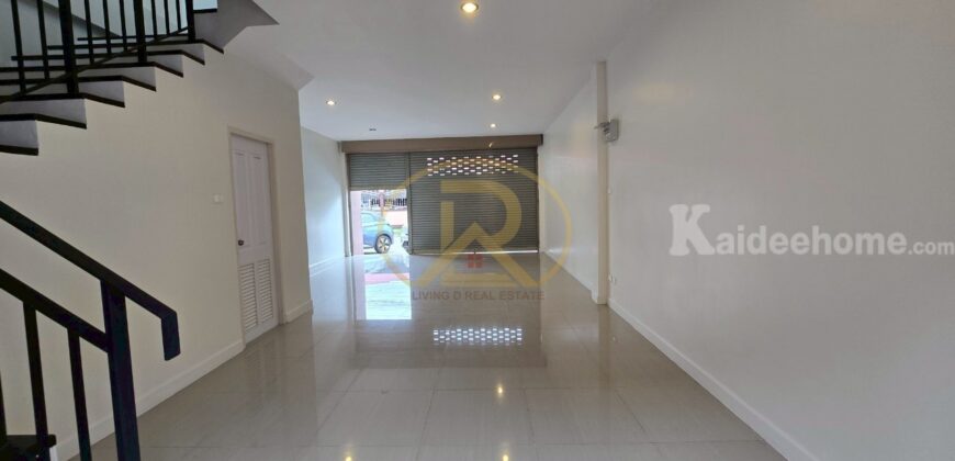 ให้เช่าอาคารพาณิชย์ หน้าหมู่บ้านมณีรินทร์ กรีนพาร์ค อ่างศิลา (ซอยวัดเตาปูน) ตึกใหม่ สวย ทำเลดี ต.เสม็ด อ.เมืองชลบุรี จ.ชลบุรี