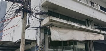 ให้เช่าอาคารพาณิชย์5ชั้น จันทน์32 มีห้องน้ำและห้องนอนทุกชั้น ใกล้สถานีรถไฟฟ้าสุรศักดิ์ มีที่จอดรถ เหมาะสำหรับทำธุรกิจหรืออยู่อาศัย