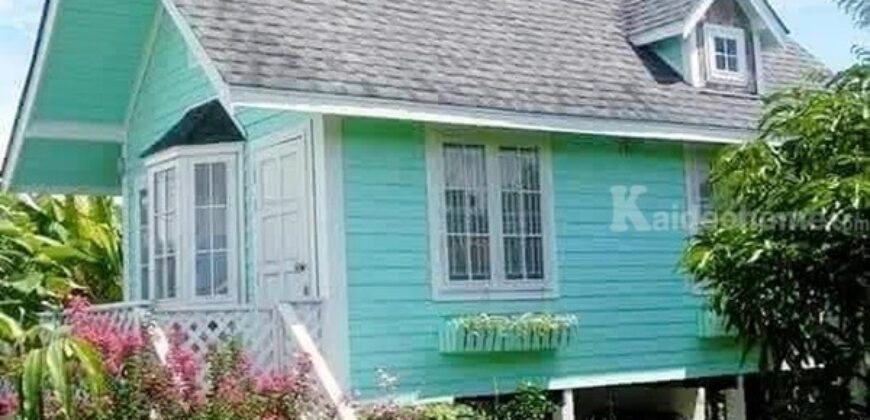 ขายบ้านสวนไทรน้อย 75 ตรว. 2.35 ลบ (ลดจาก 2.65 ลบ) พร้อมไม้ดอก ผลไม้ อยู่ซอยแสนสบาย ไทรน้อย นนทบุรี โทร 085-261-9111