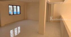 ให้เช่าตึก ราคาถูกเพียง 13,000 บ/ด 2คูหาทะลุติดกัน ห้องมุม ทำเลดี อยู่ตรงคลองหกใกล้บิ๊กซี ซอย เบญจทรัพย์ โทร 0814664597