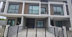 ให้เช่าทาวน์เฮ้าส์ 2ชั้น ลุมพินี ทาวน์วิลล์ ลาดกระบัง-สุวรรณภูมิ Line ID 0619636888