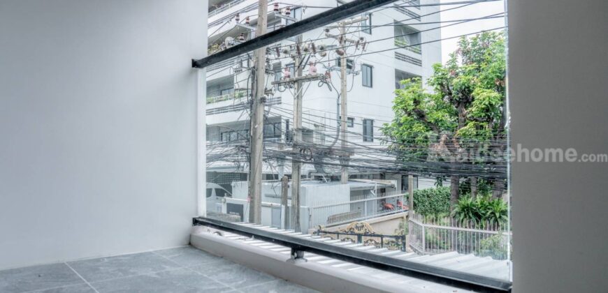 ขายบ้านทาวโฮมเอกมัย สุขุมวิท65 ปรีดีพนมยงค์15 Townhome 4ชั้น ใกล้ BTSเอกมัย ทองหล่อ พระโขนง 3 ห้องนอน 4ห้องน้ำ บ้านทำใหม่พร้อมอยู่ ใกล้พระราม4 จุดขึ้นลงทางด่วน เหมาะทำ Home office 087-9074045