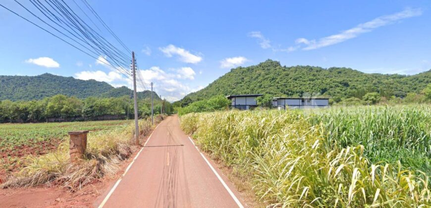 ขายที่เขาวง เขาใหญ่ 6ไร่ หนองน้ำแดง ปากช่อง วิวเขาสวยมาก ที่ใกล้ภูเขา ใกล้ชุมชน ร้านค้าไม่เปลี่ยว ที่สูง วิวเขาล้อมรอบ ติดถนนลาดยาง น้ำไฟถึงแล้ว ใกล้ธนะรัชต์ กุดคล้า อยู่หลังสนามกลอ์ฟเขาใหญ่คันทรีคลับ 087-9074045