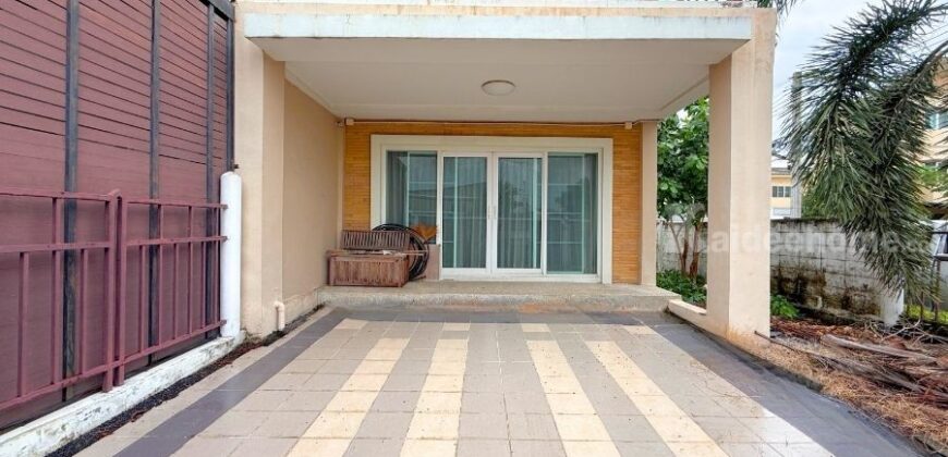 ขาย!! ทาวน์โฮม ศุภาลัย วิลล์ พหลโยธิน52 (หลังมุม หน้าบ้านไม่ชนหลังอื่น ขนาด 34 ตร.ว.) ใกล้รถไฟฟ้าสถานีสะพานใหม่ สายไหม กรุงเทพฯ : Supalai Ville Paholyotin 52