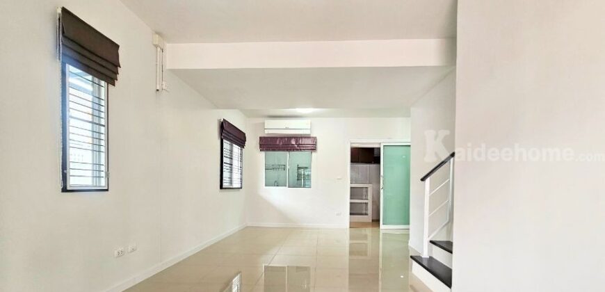 ขาย!! ทาวน์โฮม 2 ชั้น หลังมุม (ขนาด 23.3 ตร.ว.) บ้านพฤกษา96/1 รังสิต-คลองหลวง คลองสอง ปทุมธานี