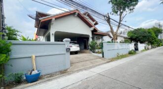 ขายบ้านเดี่ยวปุณณวิถี สุขุมวิท101 ที่ดิน 90ตร.ว ใกล้รถไฟฟ้า BTSปุณณวิถี 800ม. สภาพแวดล้อมดีมากซอยกว้างน่าอยู่ ใกล้ทรูดิจิตอล Whizdom101 Bangkok Mall ซีคอนศรีนครินทร์ เซ็นทรัลบางนา 087-9074045
