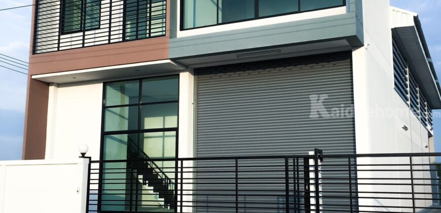 ที่ดินทำเลทอง พร้อมโกดัง ใกล้แหล่งชุมชนเดินทางสะดวก เริ่มต้น 3.1 ลบ