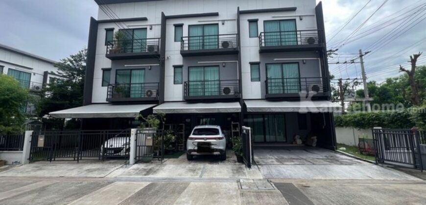 รหัสC6864 ให้เช่า ขายทาวน์โฮม 3ชั้น โครงการบ้านกลางเมือง ราชพฤกษ์ – รัตนาธิเบศร์ บางบัวทอง นนทบุรี