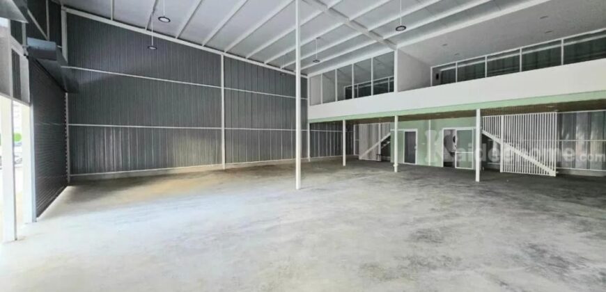รหัสC6871 ให้เช่าโกดัง ย่านทาวน์อินทาวน์ เลียบด่วนดอกมัย-รามอินทรา เหมาะทำธุรกิจ สต็อกสินค้า ออฟฟิศ คาเฟ่