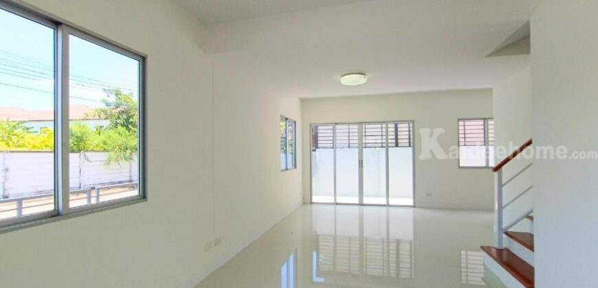 ทาวน์โฮม เดอะ คอนเนค ทางด่วนวัชรพล (หลังมุม ขนาด 29 ตร.ว.) ถ.เพิ่มสิน ออเงิน สุขาภิบาล5 : The Connect Watcharaphon Express Way