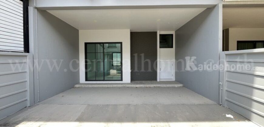 ทาวน์เฮ้าส์ บริทาเนีย วงแหวน – จตุโชติ ราคาถูก ซื้อมาไม่เคยอยู่