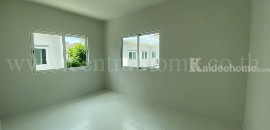 ทาวน์เฮ้าส์ เดอะ มิราเคิล เพชรเกษม 63 โครงการ 3 บ้านใหม่ พร้อมเข้าอยู่