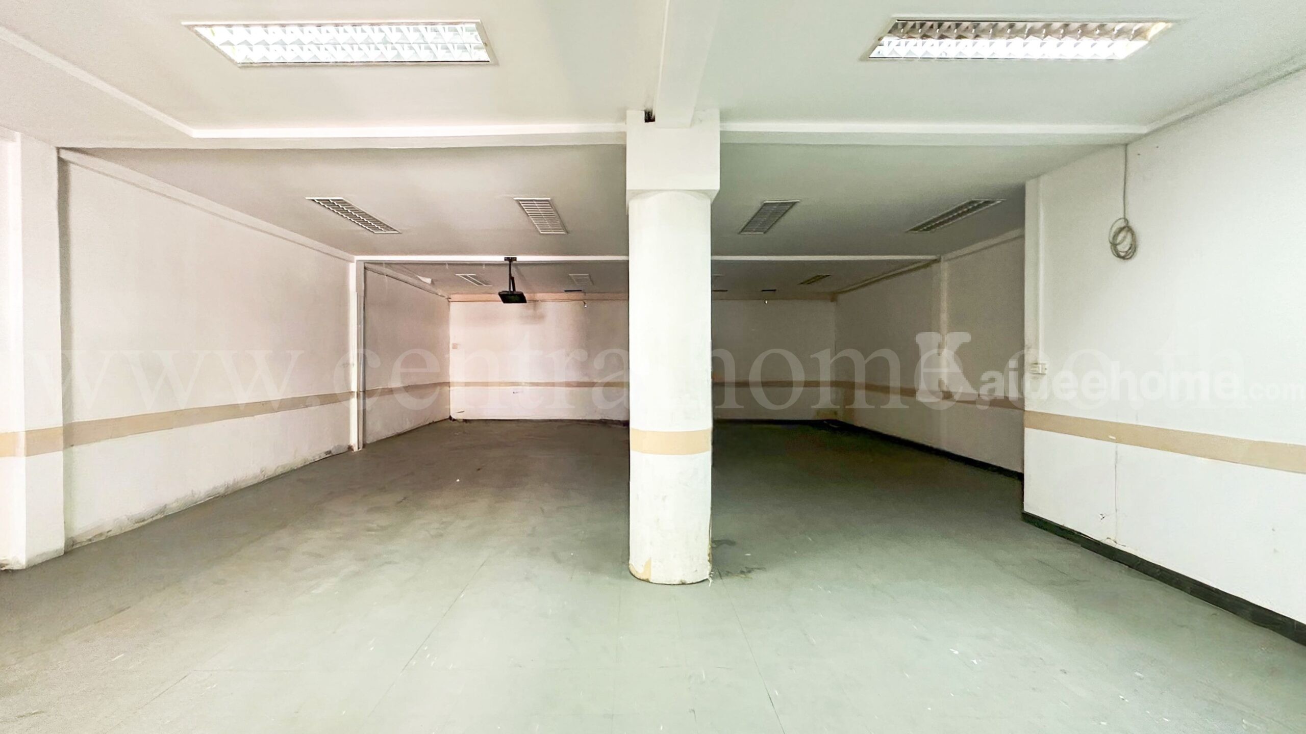 ที่ดิน พร้อมสิ่งปลูกสร้าง 271.5 ตร.วา ซอยประชาชื่น 44 แปลงสวย ติดถนนใหญ่