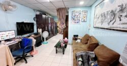 ทาวน์เฮ้าส์ หมู่บ้าน มนวดีพาร์ค ซอยวัดลาดปลาดุก บางบัวทอง ราคาถูกมาก