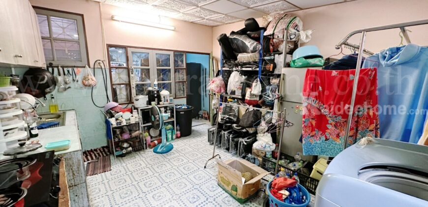 ทาวน์เฮ้าส์ หมู่บ้าน มนวดีพาร์ค ซอยวัดลาดปลาดุก บางบัวทอง ราคาถูกมาก