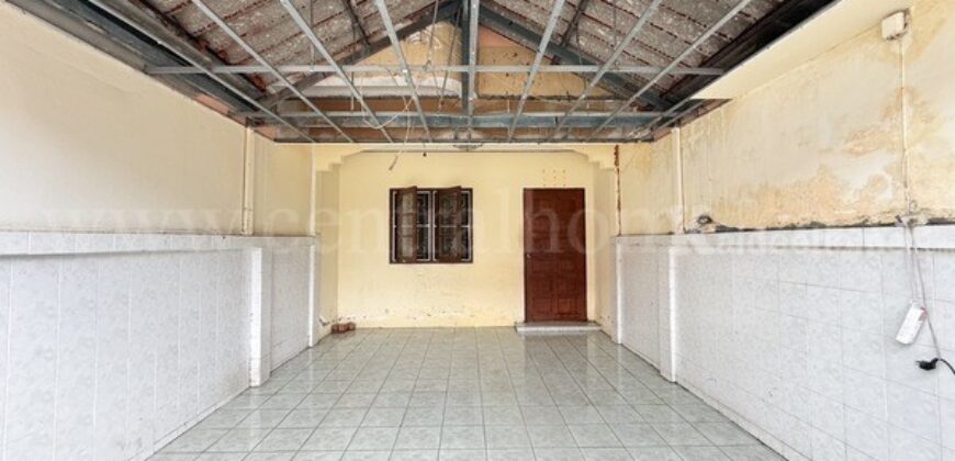 ทาวน์เฮ้าส์ ฉัตรณรงค์ วิลล่า 5 ลำลูกกา คลอง 7 ปทุมธานี ราคาถูก