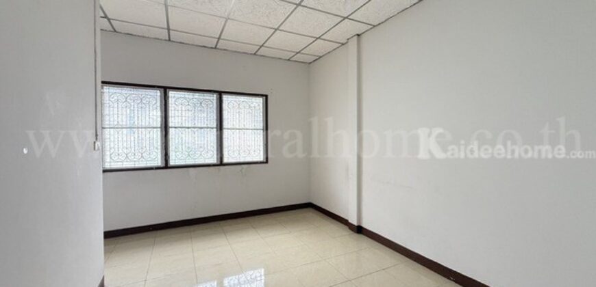 ทาวน์เฮ้าส์ ฉัตรณรงค์ วิลล่า 5 ลำลูกกา คลอง 7 ปทุมธานี ราคาถูก