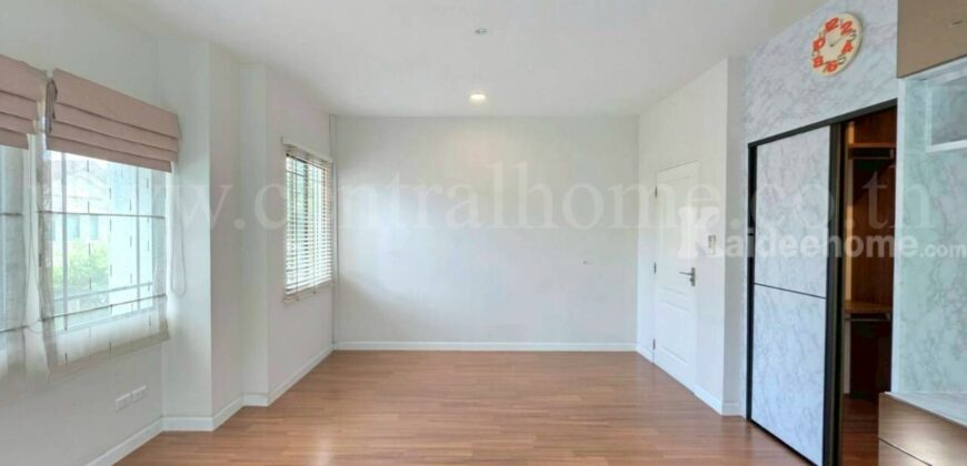 บ้านเดี่ยว มัณฑนา เลค วัชรพล – รามอินทรา หลังมุม