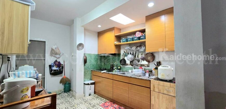 บ้านแฝด 2 ชั้น หมู่บ้านฟ้า ปิยรมย์ พรีเมียร์ พาร์ค เฟส 10 ลำลูกกา