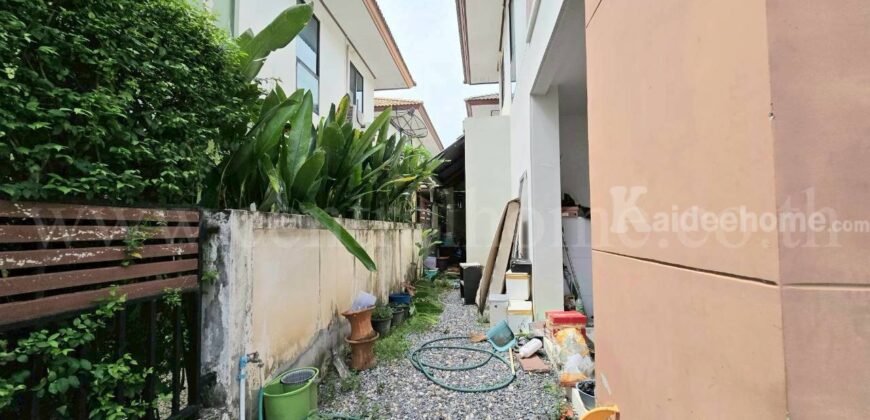 บ้านแฝด 2 ชั้น หมู่บ้านฟ้า ปิยรมย์ พรีเมียร์ พาร์ค เฟส 10 ลำลูกกา
