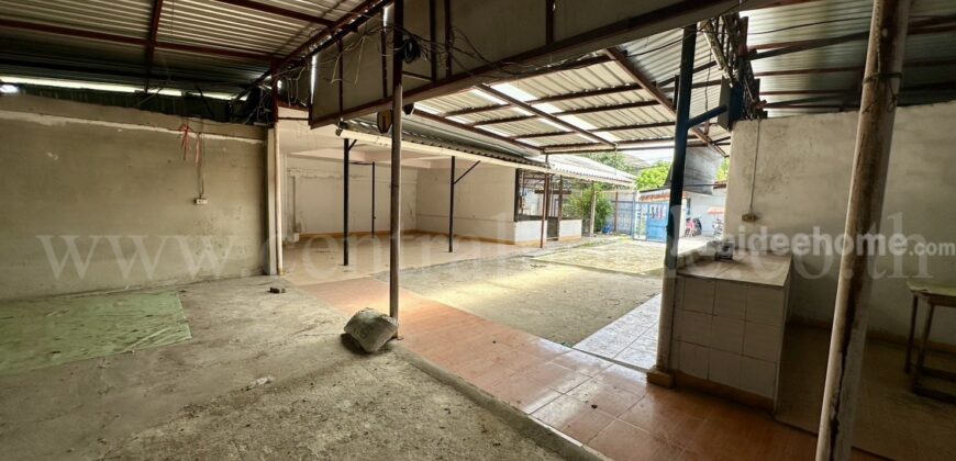 ที่ดิน พร้อมสิ่งปลูกสร้าง 100 ตร.วา ซอยรัชดาภิเษก 36 ( เสือใหญ่อุทิศ )