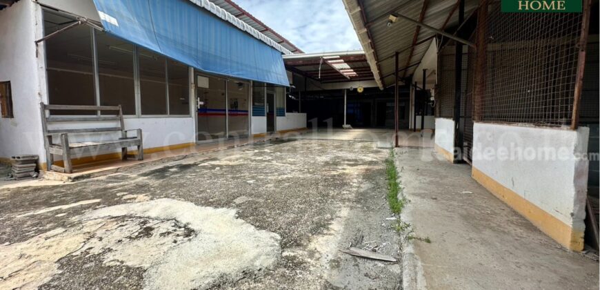 ที่ดิน พร้อมสิ่งปลูกสร้าง 100 ตร.วา ซอยรัชดาภิเษก 36 ( เสือใหญ่อุทิศ )