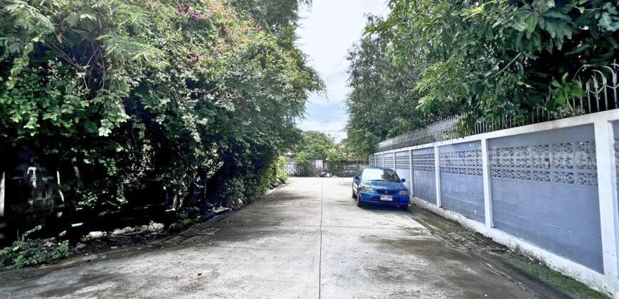 ขายที่ดินพหลโยธิน 56 ทำเลดี 149.8 ตร.ว. ใกล้ BTS ราคาดีที่สุด