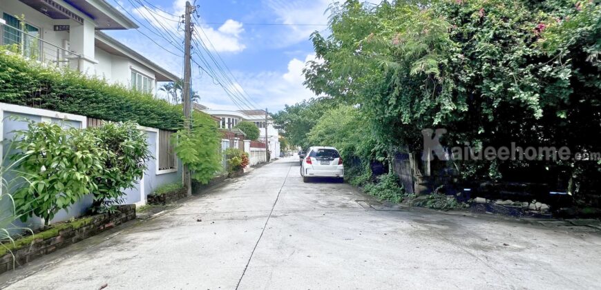 ขายที่ดินพหลโยธิน 56 ทำเลดี 149.8 ตร.ว. ใกล้ BTS ราคาดีที่สุด