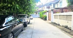 ขายที่ดินพหลโยธิน 56 ทำเลดี 149.8 ตร.ว. ใกล้ BTS ราคาดีที่สุด