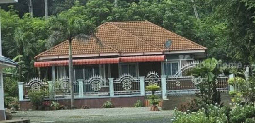 ขายบ้านพร้อมสวนยางพารา ทำเลทอง แหลมงอบ ตราด 13-0-59.8 ไร่