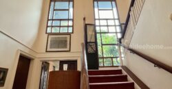 ขายบ้านเดี่ยว นาราสิริ พัฒนาการ-ศรีนครินทร์ ติดถนนใหญ่ ใกล้สถานีรถไฟฟ้าสายสีเหลือง ใกล้ทองหล่อ-เอกมัย เข้าออกได้ทั้งถนนศรีนครินทร์ และ พัฒนาการ หลังริม ตกแต่งสวย พร้อมอยู่