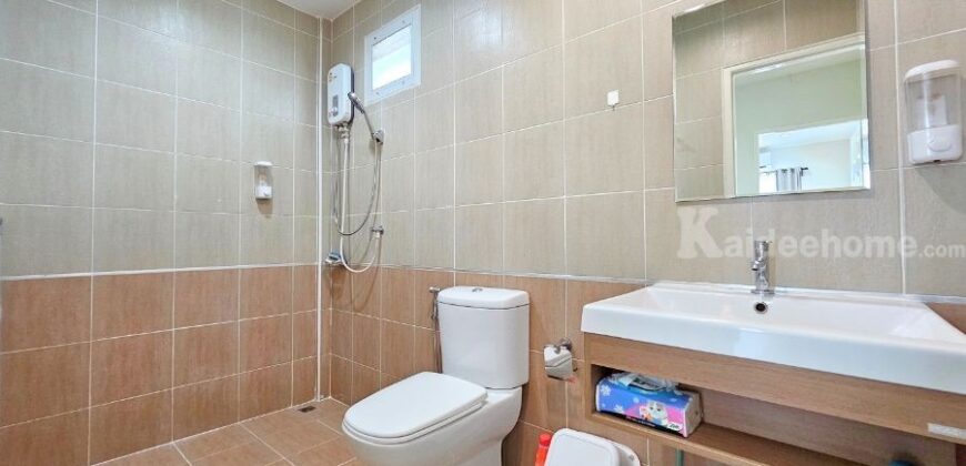 ขาย!! ทาวน์โฮม บีทีเอ็น เรสซิเดนซ์ (หลังบ้านไม่ติดหลังอื่น ขนาด 20 ตร.ว.) ซอยจันทร์ทองเอี่ยม บางบัวทอง นนทบุรี ใกล้เซ็นทรัลเวสต์เกต : BTN Residence