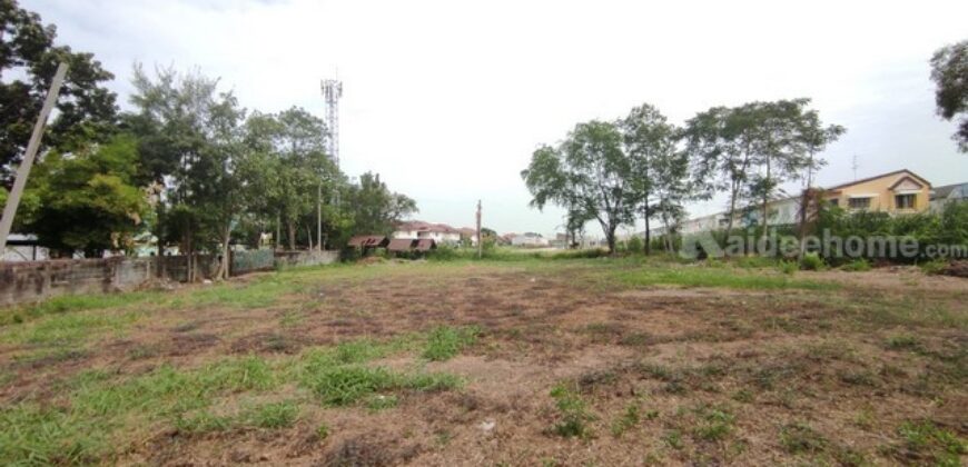 ที่ดิน ที่ดิน 1 ไร่ 50 วา ลำลูกกาคลอง 2 คูคต ปทุมธานี ขนาด = 450 ตาราง-วา 11250000 บาท ราคาไม่แรง