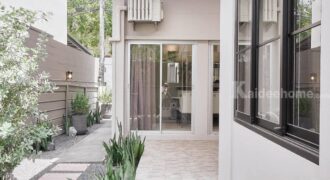 ขายบ้านเดี่ยวพัฒนาการ โนเบิลทารา พัฒนาการ ทองหล่อ พระราม9 3ห้องนอน มีห้องแม่บ้าน โครงการติดถนนใหญ่ ใกล้สี่แยกพัฒนาการ ศรีนครินทร์ ใกล้ รร.นานาชาติ Brighton, Trail NobleTara Phatthanakan 087-9074045