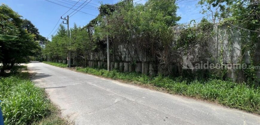 ที่ดินทำเลทองติดถนนมอเตอร์เวย์ ศรีราชา ชลบุรี 24-3-92 ไร่