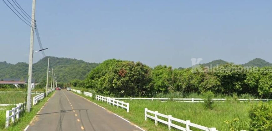 ขายที่คลองม่วง ปากช่อง เขาใหญ่ 2 ไร่ วิวเขาสวยมาก ใกล้ภูเขา วิวเขาล้อมรอบ ที่สูงบรรยากาศดี มีชุมชน เพื่อนบ้านตากอากาศ ไม่เปลี่ยว ใกล้เส้นหนองสาหร่ายปากช่อง เดินทางสะดวก 087-9074045