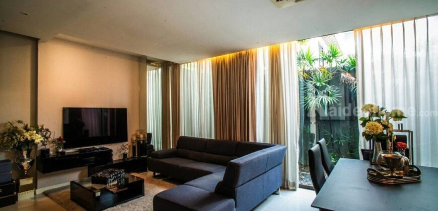 ขายบ้านทาวโฮมส์เอกมัย Residence สุขุมวิท65 Townhome Sukhumvit 4 ชั้น ใกล้ BTS เอกมัย 950 เมตร ไปทองหล่อสะดวก เข้าออกได้หลายทาง ทั้งเอกมัย สุขุมวิท71 พระราม4 คลองตัน บ้านพร้อมอยู่ 087-9074045