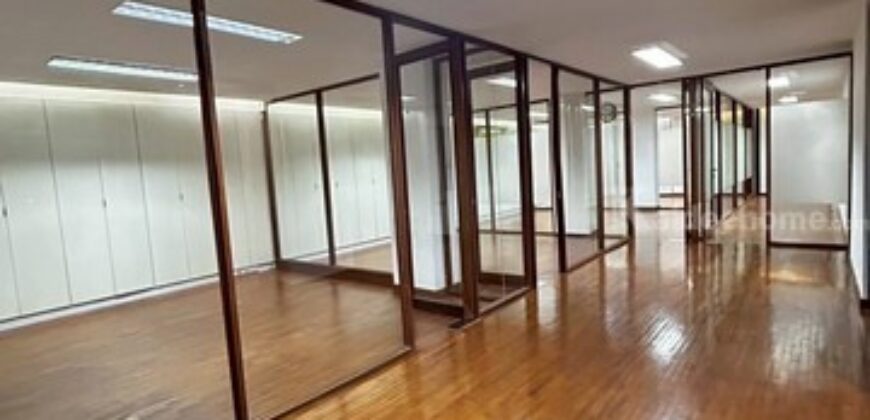 รหัสC6884 ให้เช่าอาคารพาณิชย์ 4ชั้น ย่านถนนกิ่งแก้ว บางนา เหมาะกับกิจการหลายอย่าง ที่จอดรถมีหลายคัน